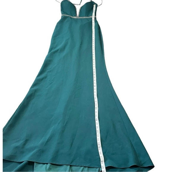 NWT Glow Emerald Green and Silver Bead Illusion Mermaid Gown sz 6 - Picture 13 of 16